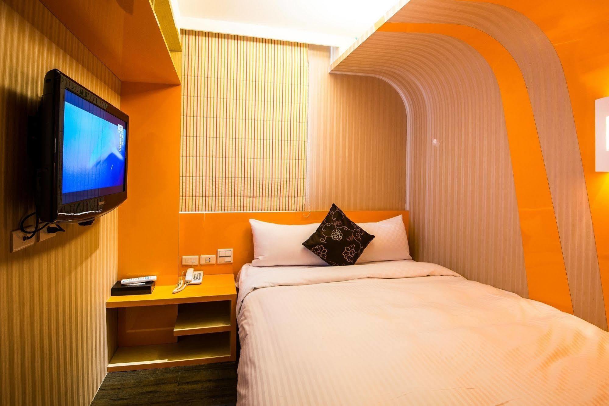 Lio Hotel - Ximending Taipei Exterior photo
